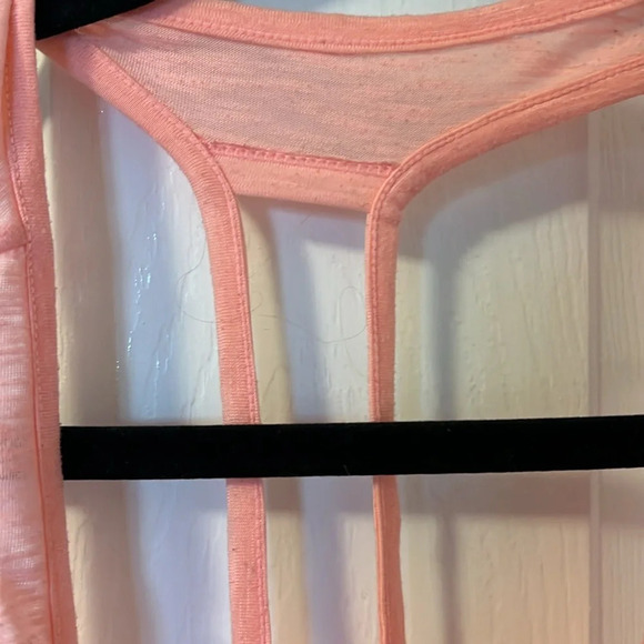 LILLY PULITZER LUXLETIC CORINNA TANK - Picture 5 of 6